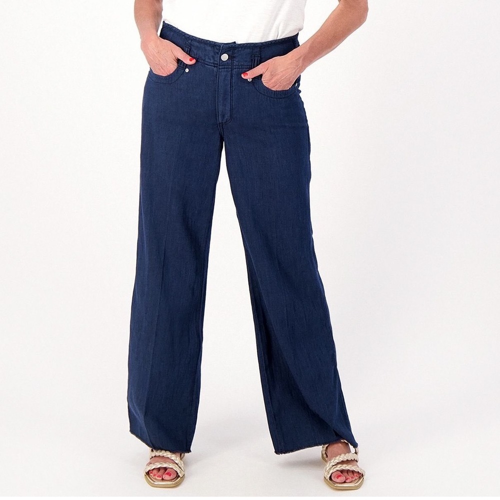NWT NYDJ Teresa Wide Leg Hollywood Waistband Chambray Trouser Jeans Raw Hem 10